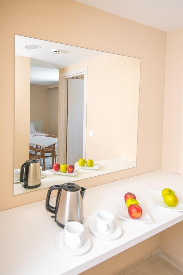 Marisa Napa Suites Ayia Napa Ngoại thất bức ảnh