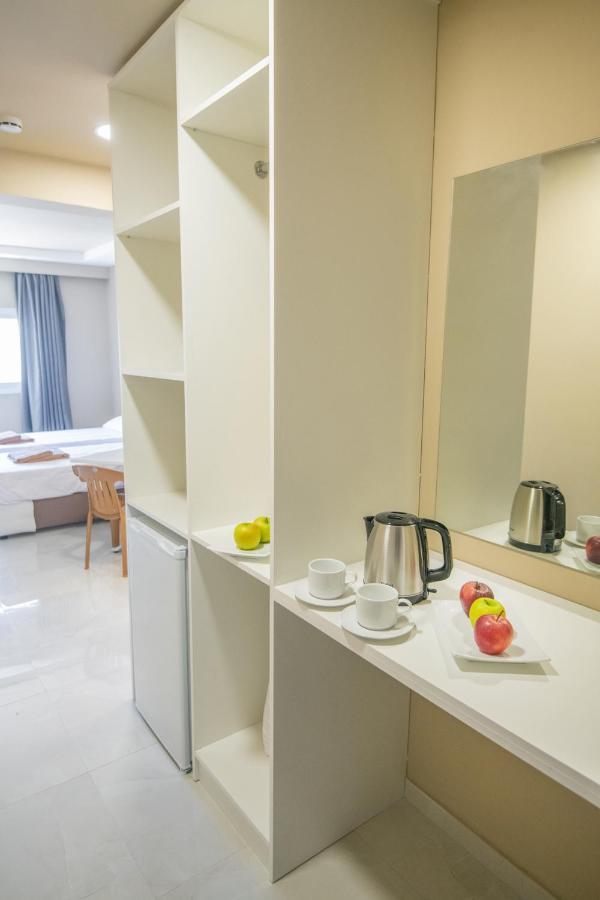 Marisa Napa Suites Ayia Napa Ngoại thất bức ảnh